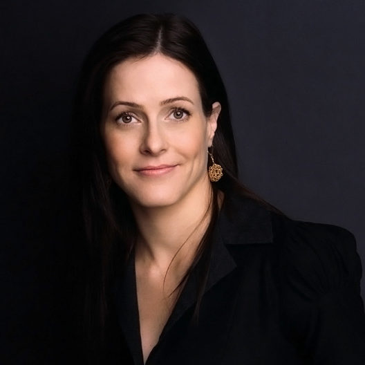 Headshot for Bethany McLean